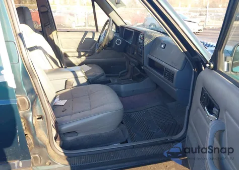 1995 Jeep Cherokee Sport from USA, damaged, VIN 1J4FJ68S3SL618859